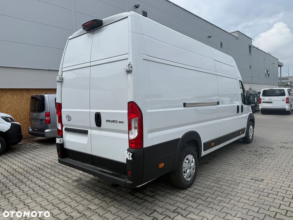 Toyota Proace MAX - 4