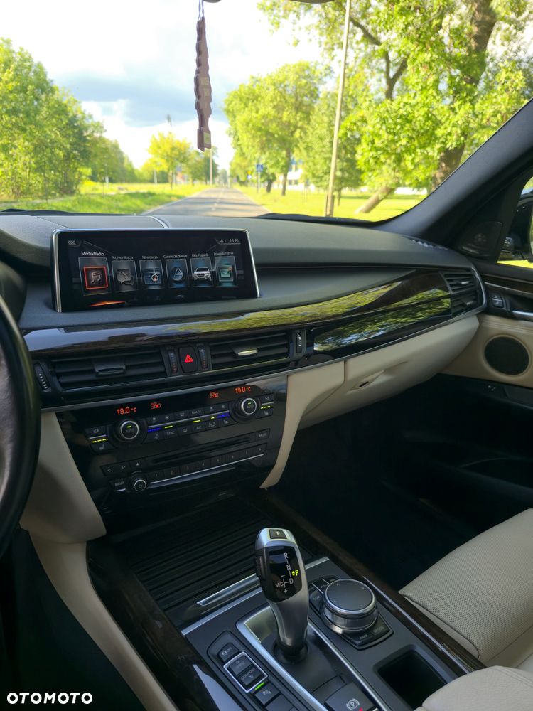 BMW X5 xDrive35i - 20