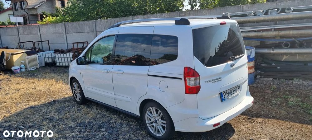 Ford Tourneo Courier - 6