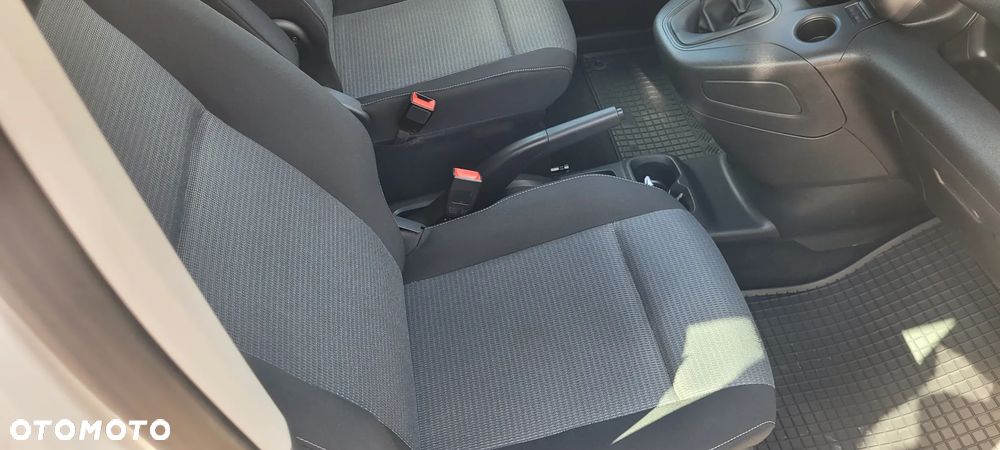 Toyota Proace City Verso Long 1.2 D-4T Family - 10