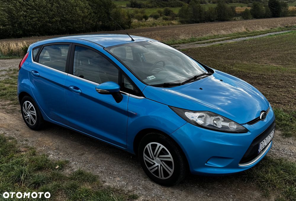 Ford Fiesta 2009 photo 3