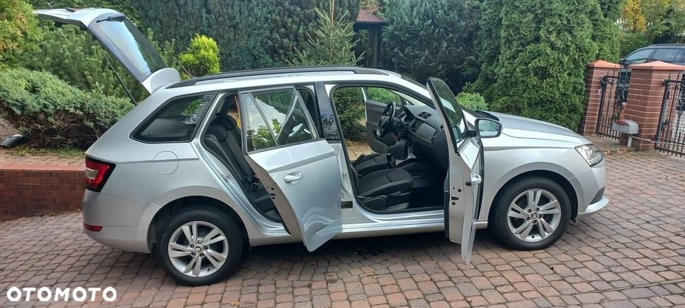 Skoda Fabia 1.0 TSI Ambition - 37