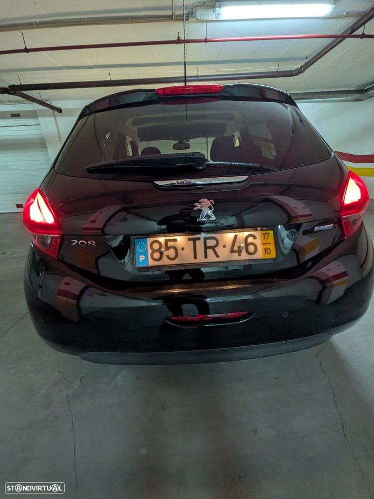 Peugeot 208 1.2 PureTech Active - 5
