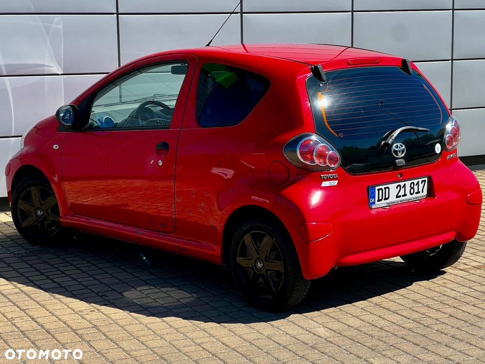 Toyota Aygo City - 10