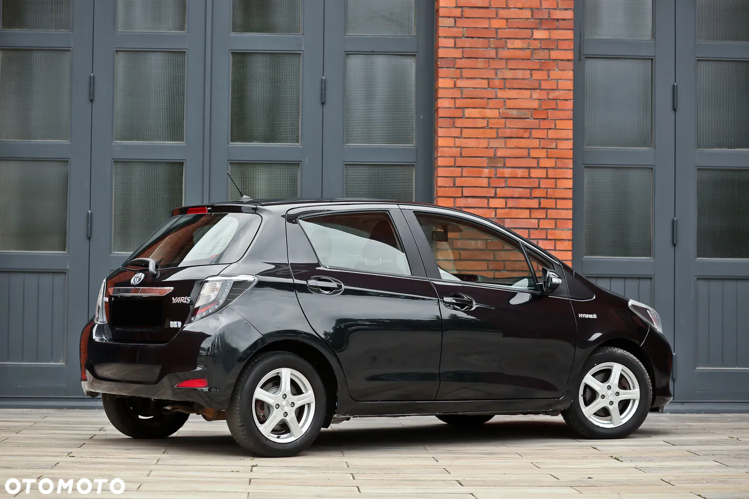 Toyota Yaris ver-hybrid-1-5-vvt--i-comfort - 16