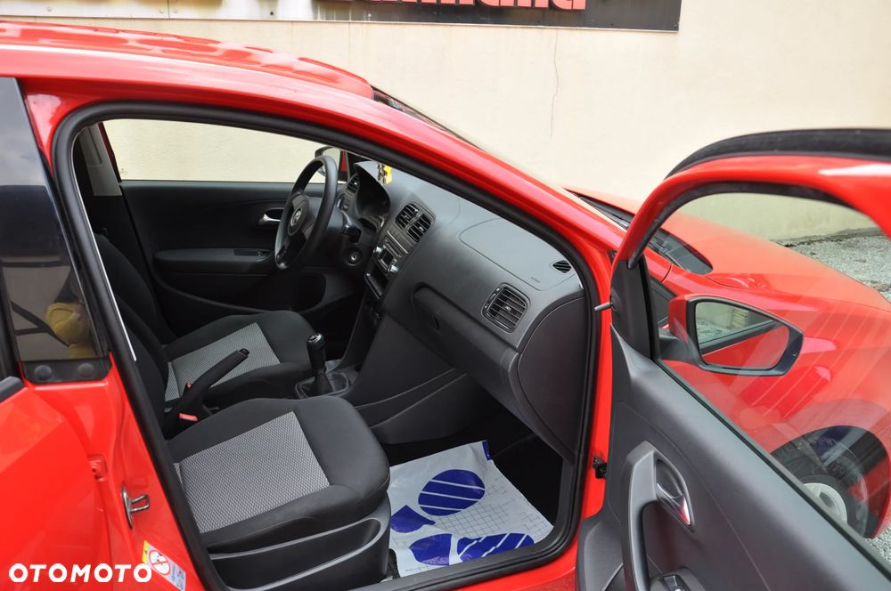 Volkswagen Polo - 4