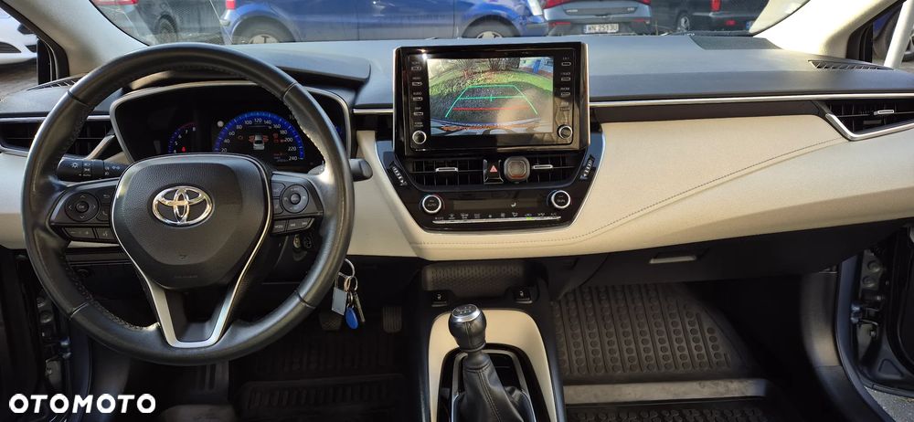 Toyota Corolla 1.6 Comfort - 17