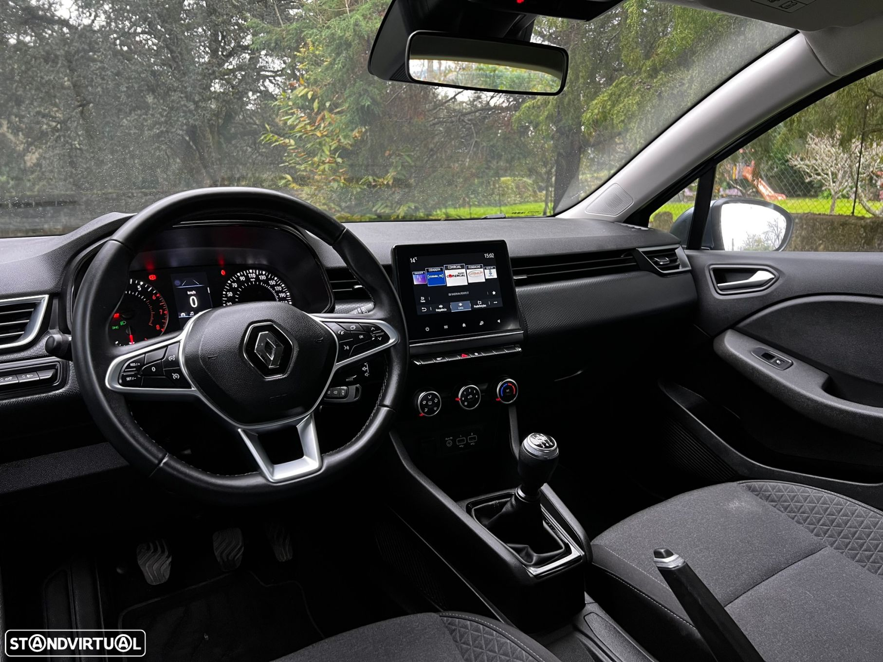 Renault Clio 1.0 TCe Techno - 47