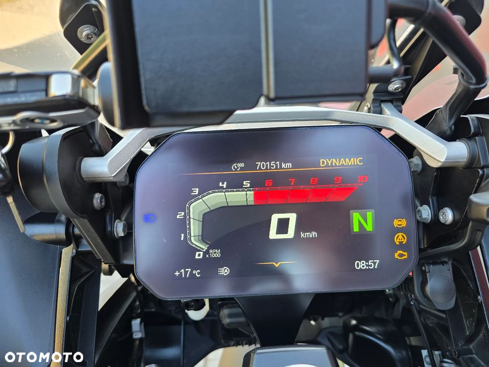 BMW R - 16