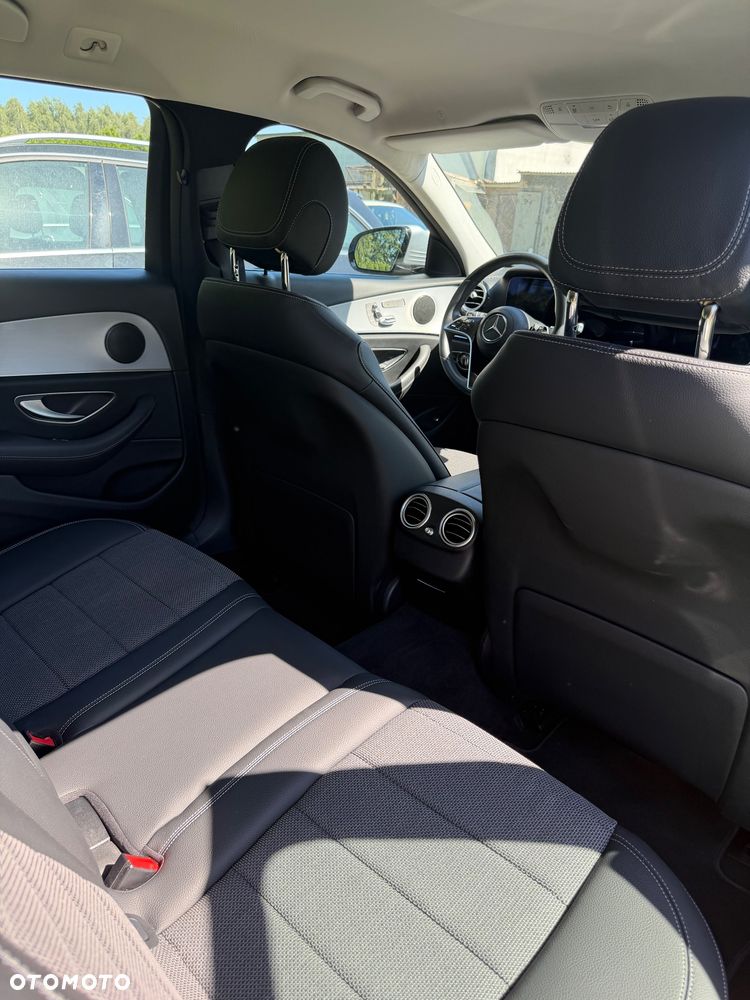 Mercedes-Benz Klasa E 220 d Avantgarde - 5