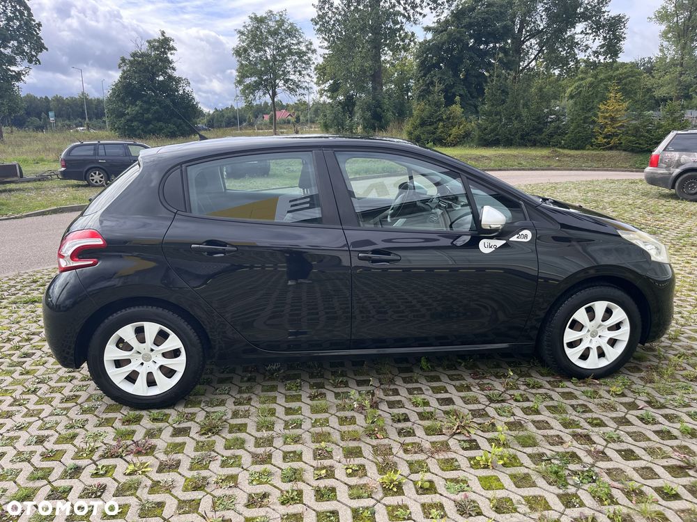 Peugeot 208 2014 photo 3