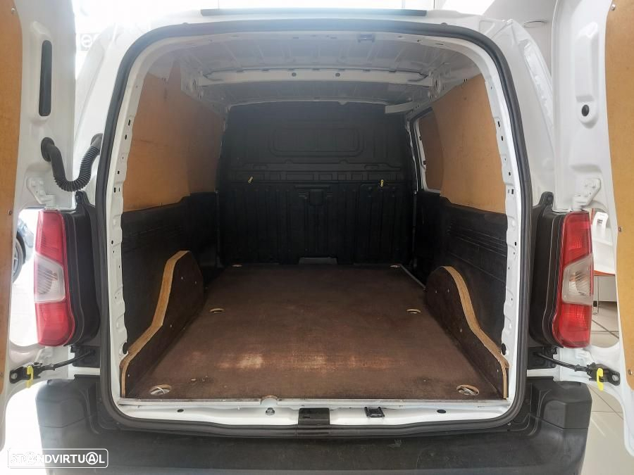 Peugeot Partner 1.5 Bluehdi Pro Standard - IVA Dedutível - 31