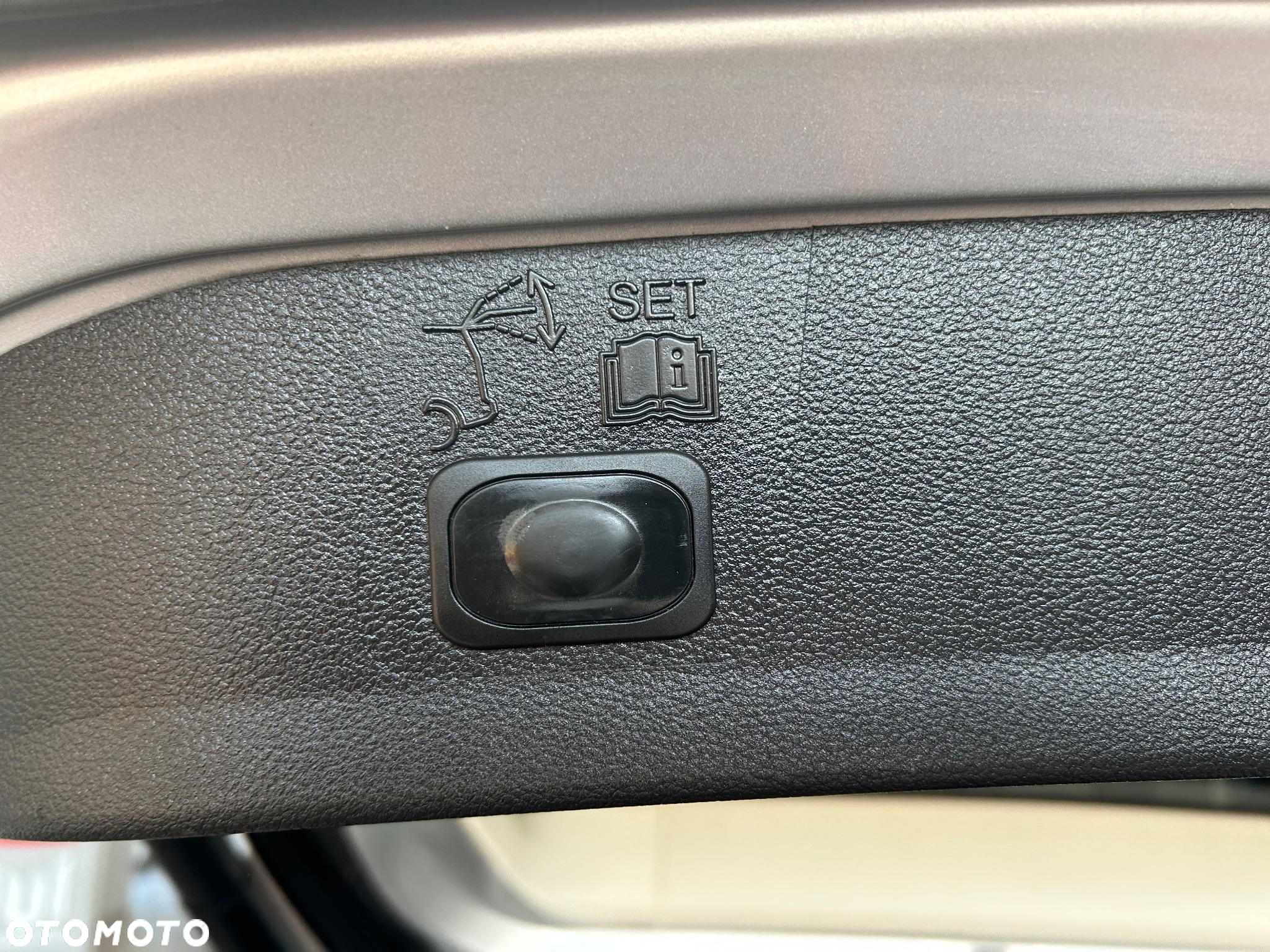 Ford Kuga 2.0 TDCi 4WD Titanium Plus - 24