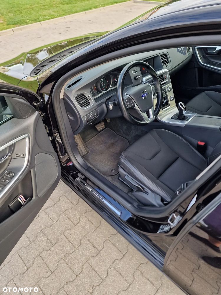 Volvo S60 D4 Drive-E Momentum - 21