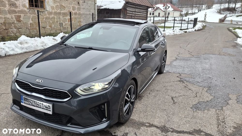 Kia ProCeed - 10