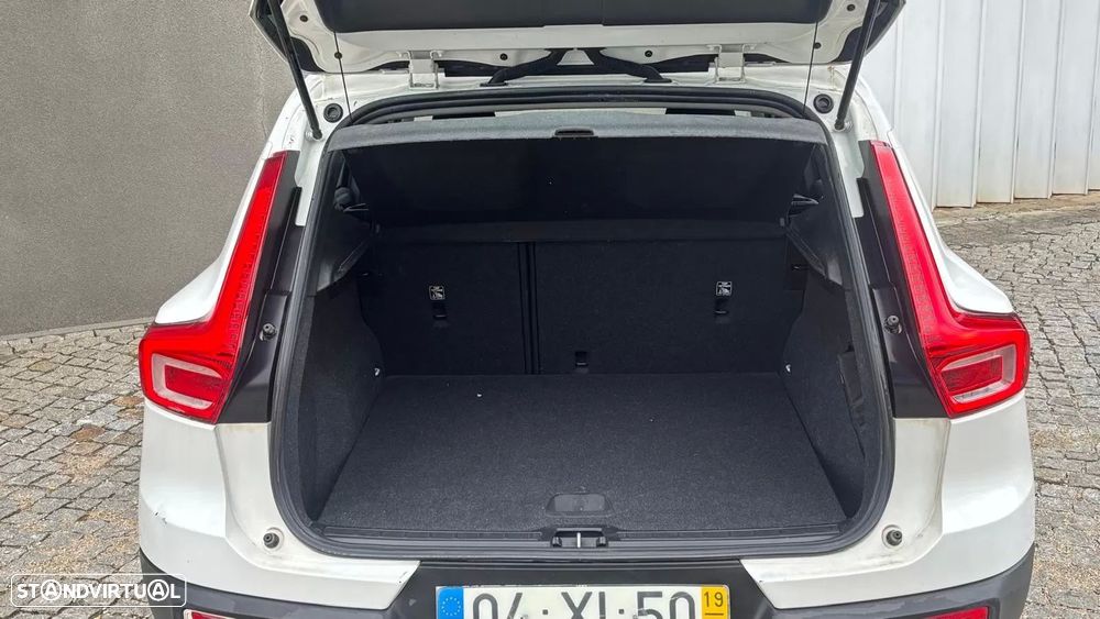 Volvo XC 40 1.5 T3 Tech Edition - 7