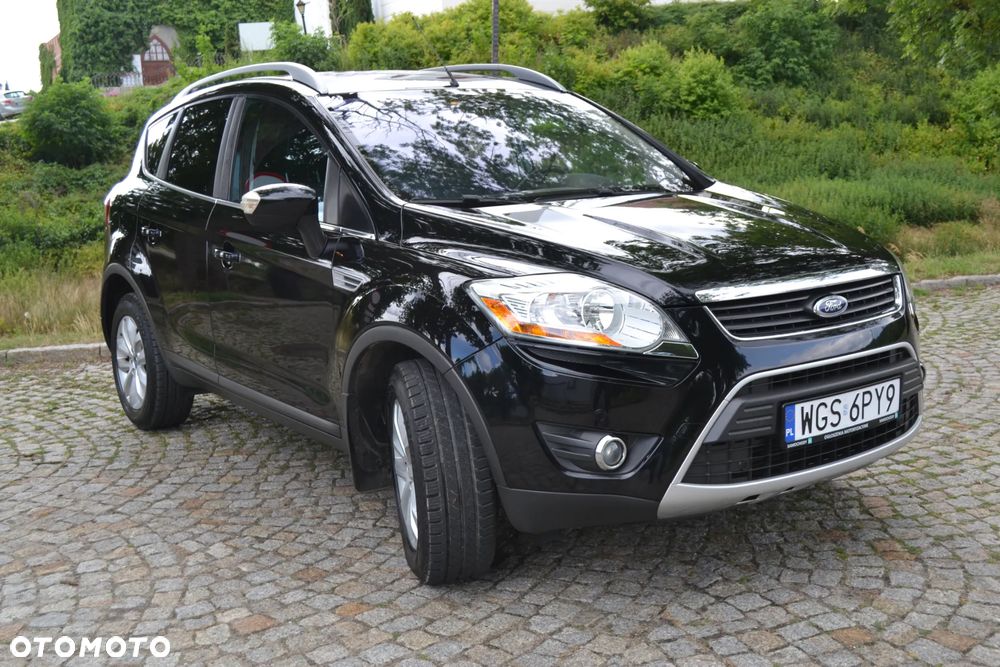 Ford Kuga 2.0 TDCi 2x4 Titanium - 12