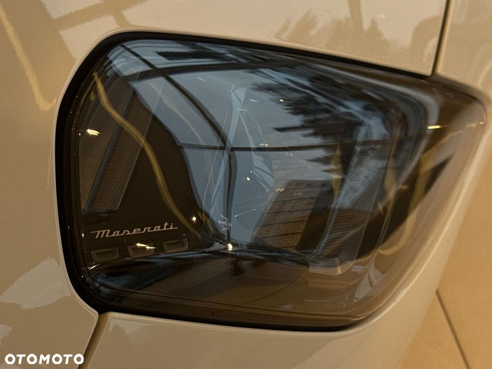 Maserati GranTurismo - 23