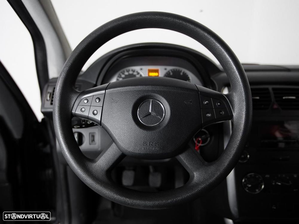 Mercedes-Benz B 180 CDi - 13