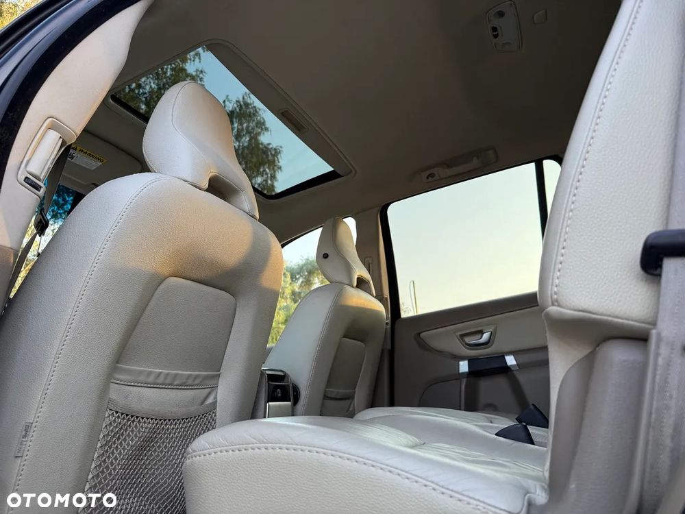 Volvo XC 90 3.2 AWD Executive - 32
