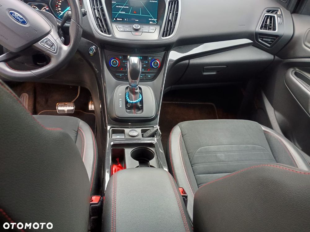 Ford Kuga 1.5 EcoBoost 2x4 ST-Line - 7