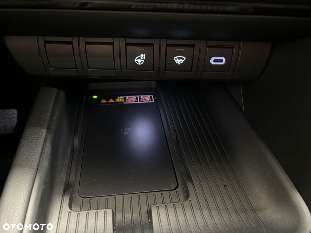 Toyota C-HR - 21