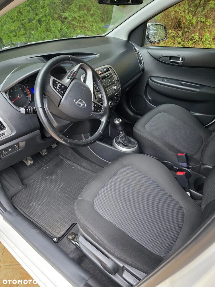 Hyundai i20 1.1 CRDi Style - 14