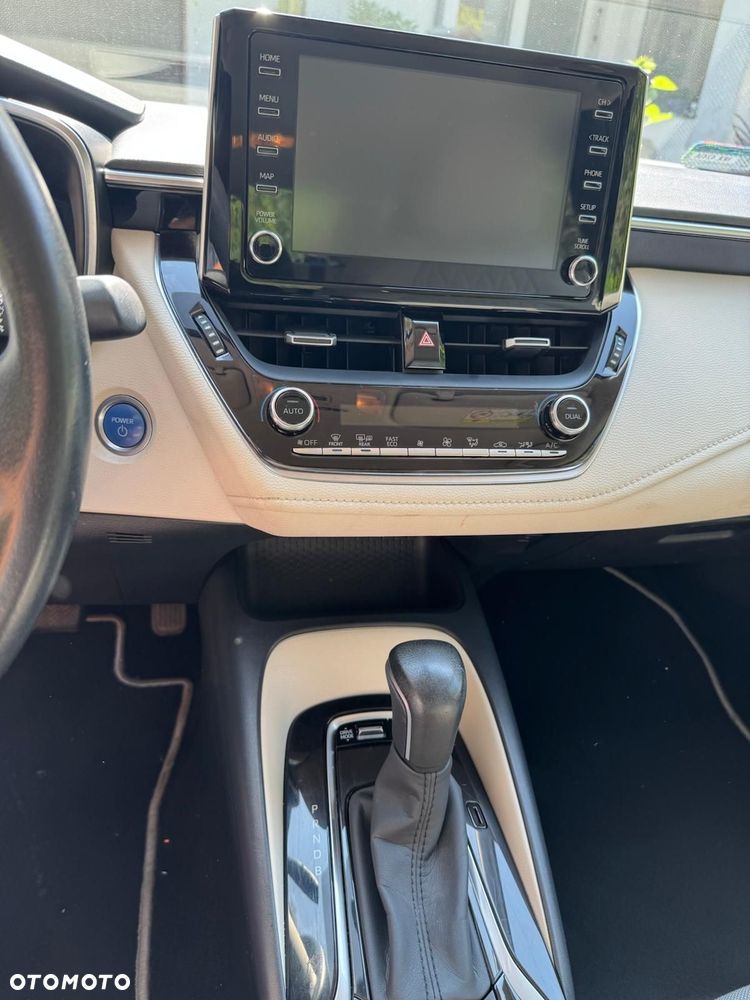 Toyota Corolla 1.8 Hybrid Comfort - 16