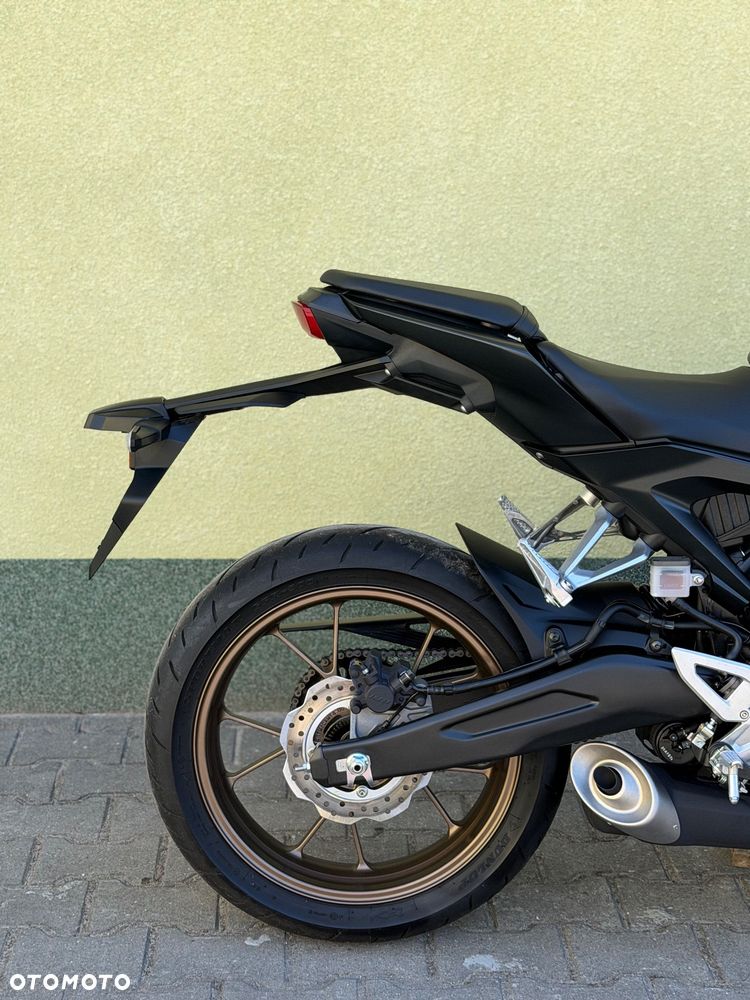 Honda CB - 10
