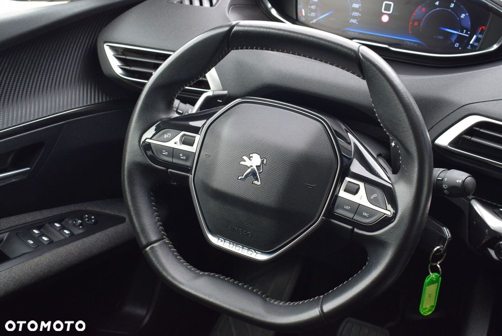 Peugeot 3008 1.5 BlueHDi Active S&S EAT8 - 17