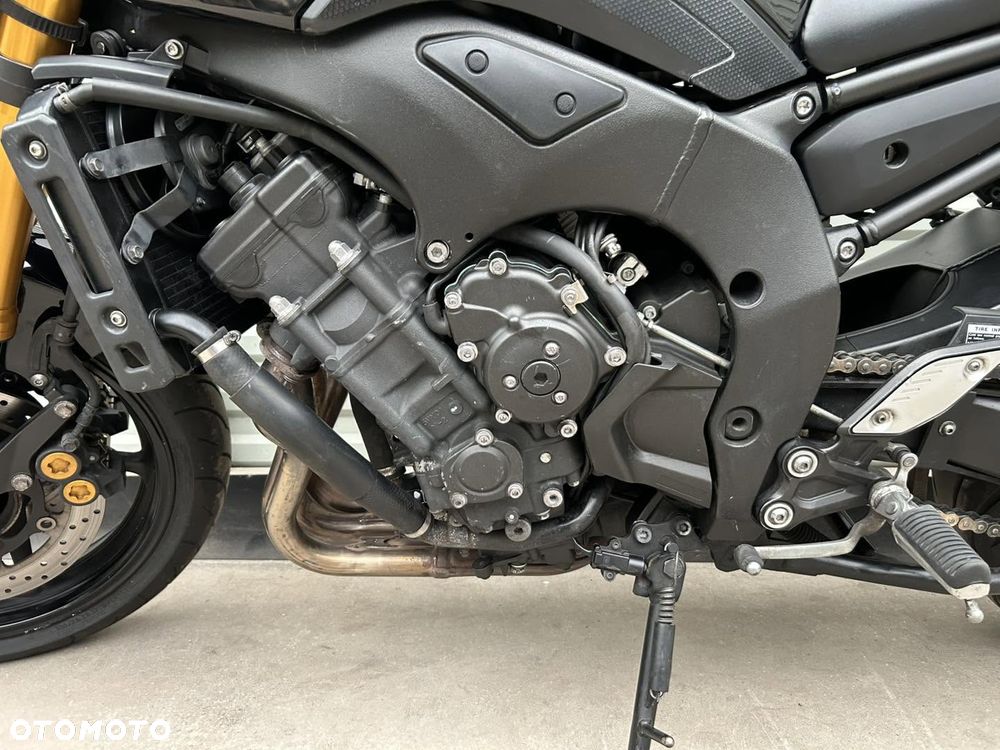 Yamaha FZ8 - 18