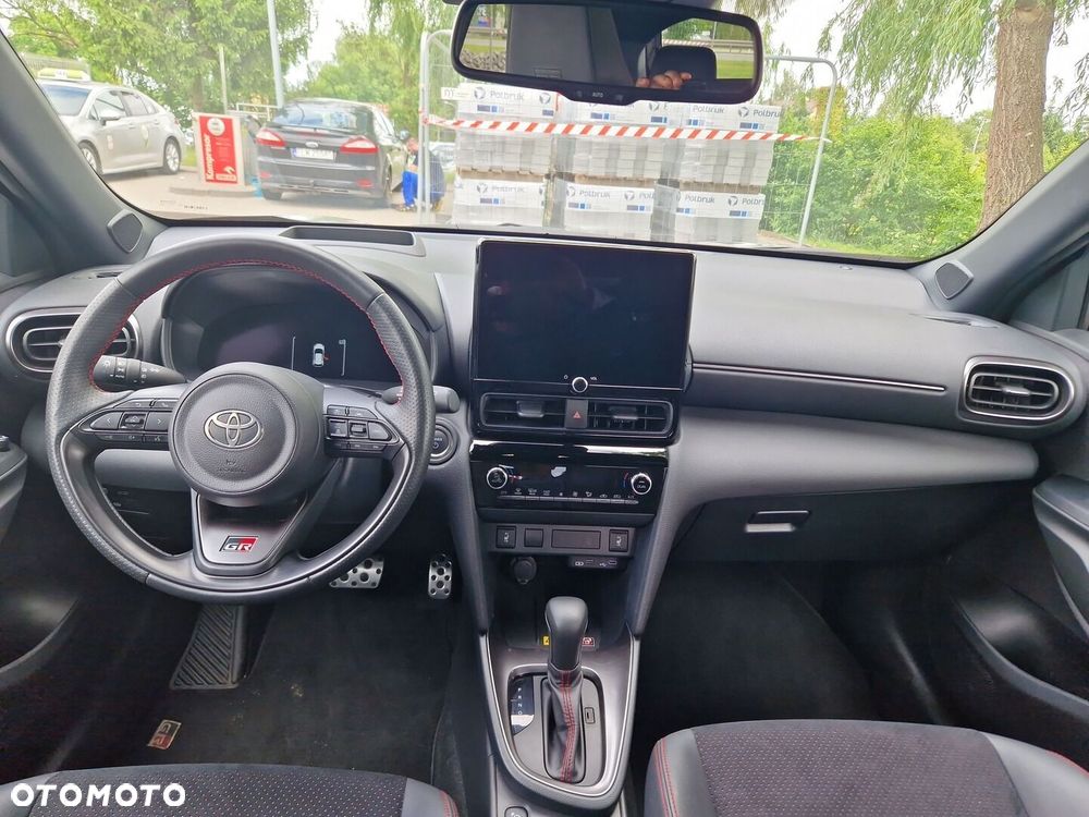 Toyota Yaris Cross Hybrid 1.5 GR Sport - 9
