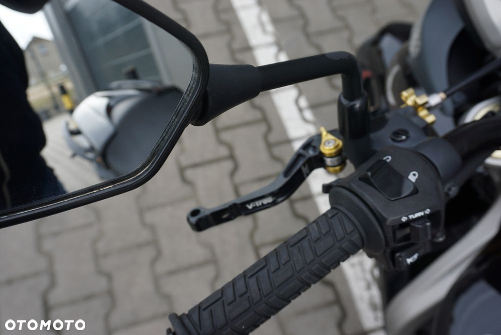 Honda Hornet - 15