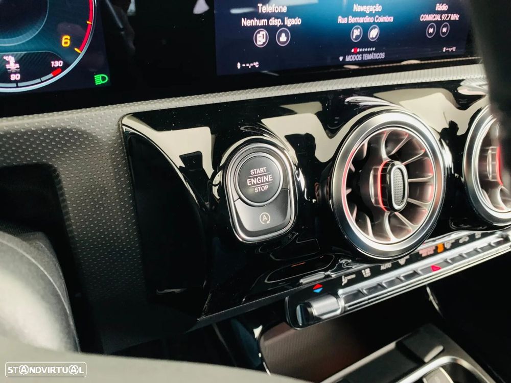 Mercedes-Benz CLA 180 d Progressive - 17
