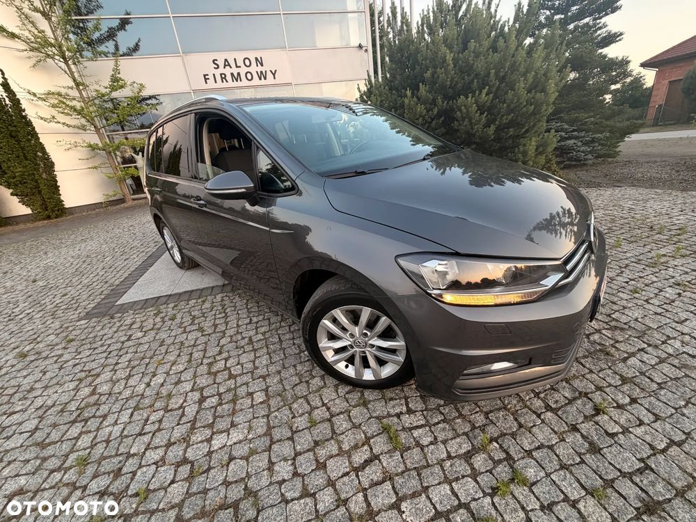 Volkswagen Touran 2.0 TDI BMT Highline - 32