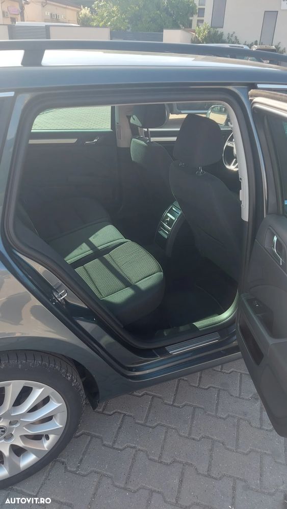 Skoda Superb 2.0 TDI Ambition - 6