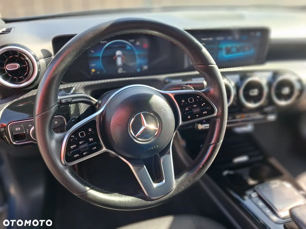 Mercedes-Benz CLA 200 d 8G-DCT Edition 2022 - 16