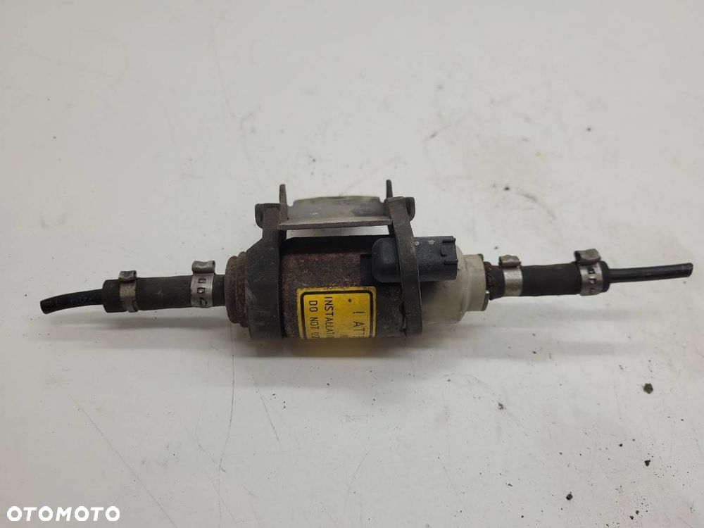 POMPKA PALIWA WEBASTO BMW 7 F01 F02 9009529 - 3