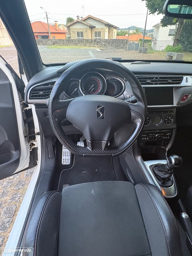 Citroën DS3 1.6 THP Racing - 6