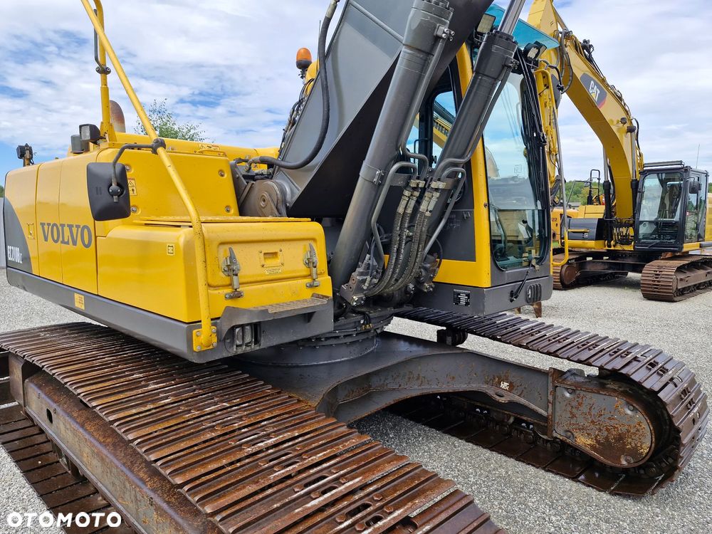 Volvo EC 210 BLC - 25