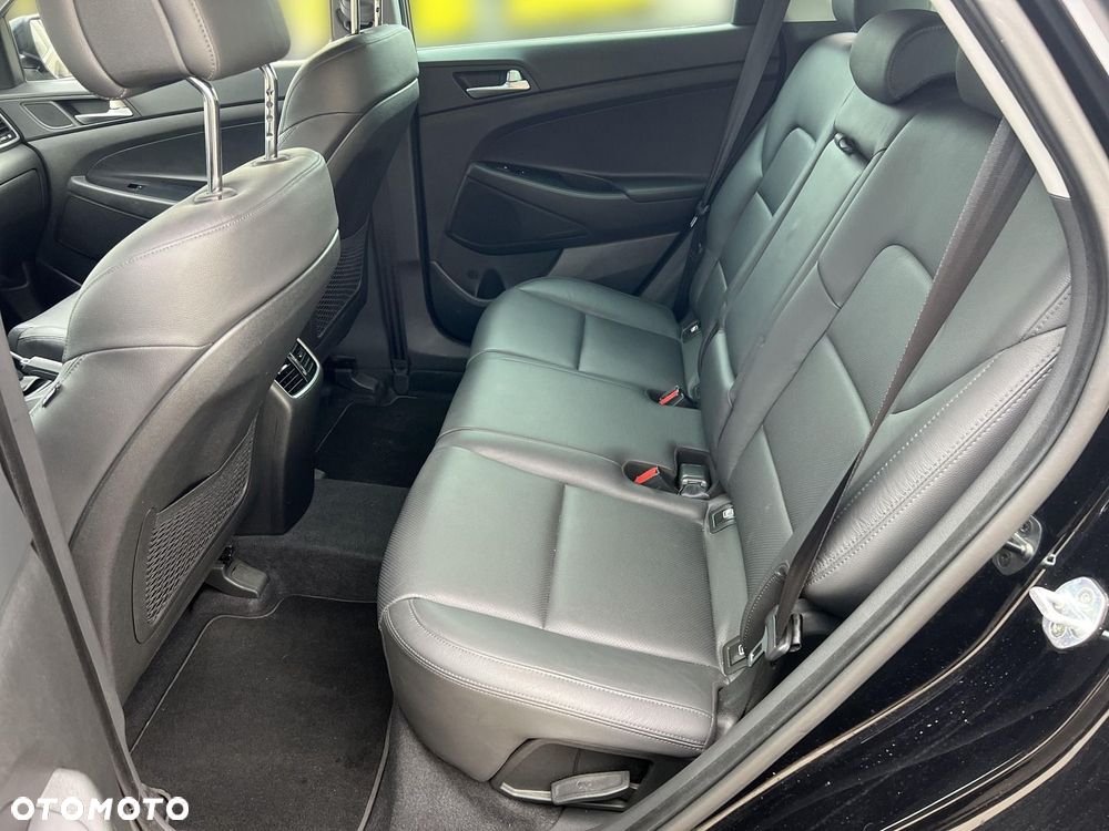 Hyundai Tucson 1.7 CRDI BlueDrive Classic 2WD - 14