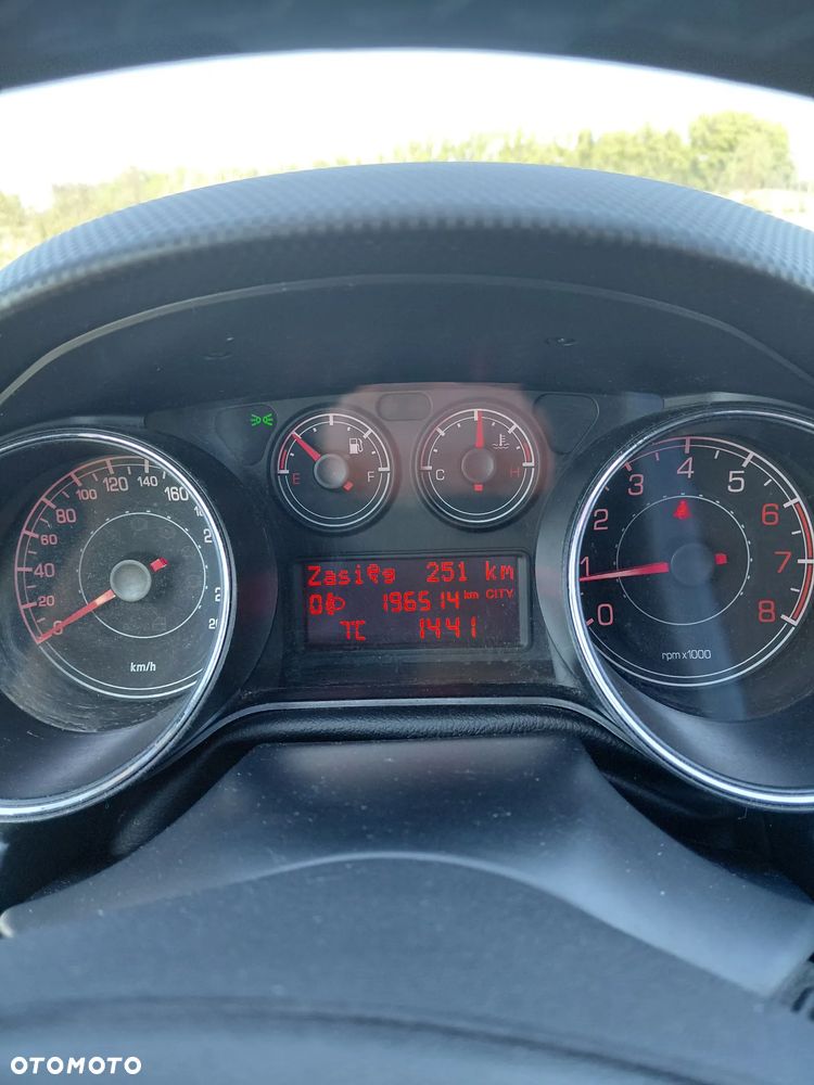 Fiat Bravo ver-1-4-16v-dynamic-euro5 - 5