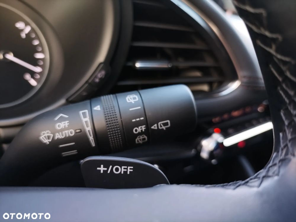 Mazda 3 2.0 mHEV Exclusive Line - 15