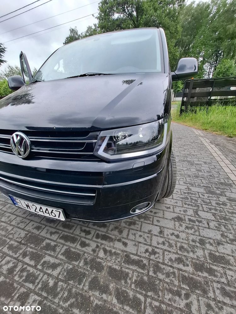 Volkswagen Multivan - 24