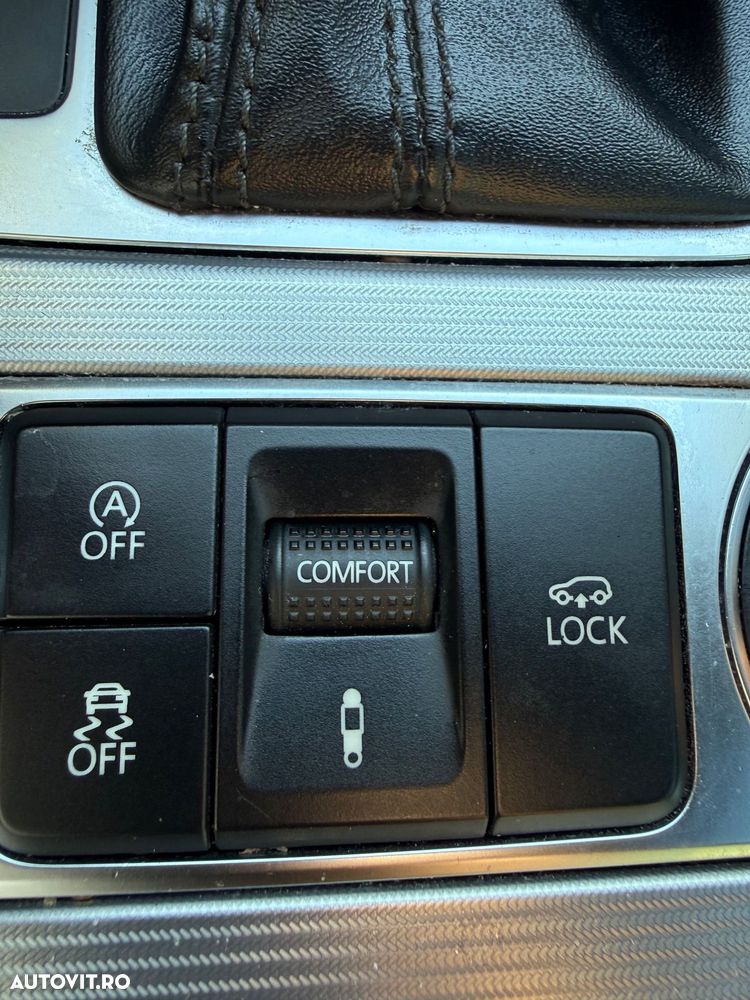 Volkswagen Touareg - 23