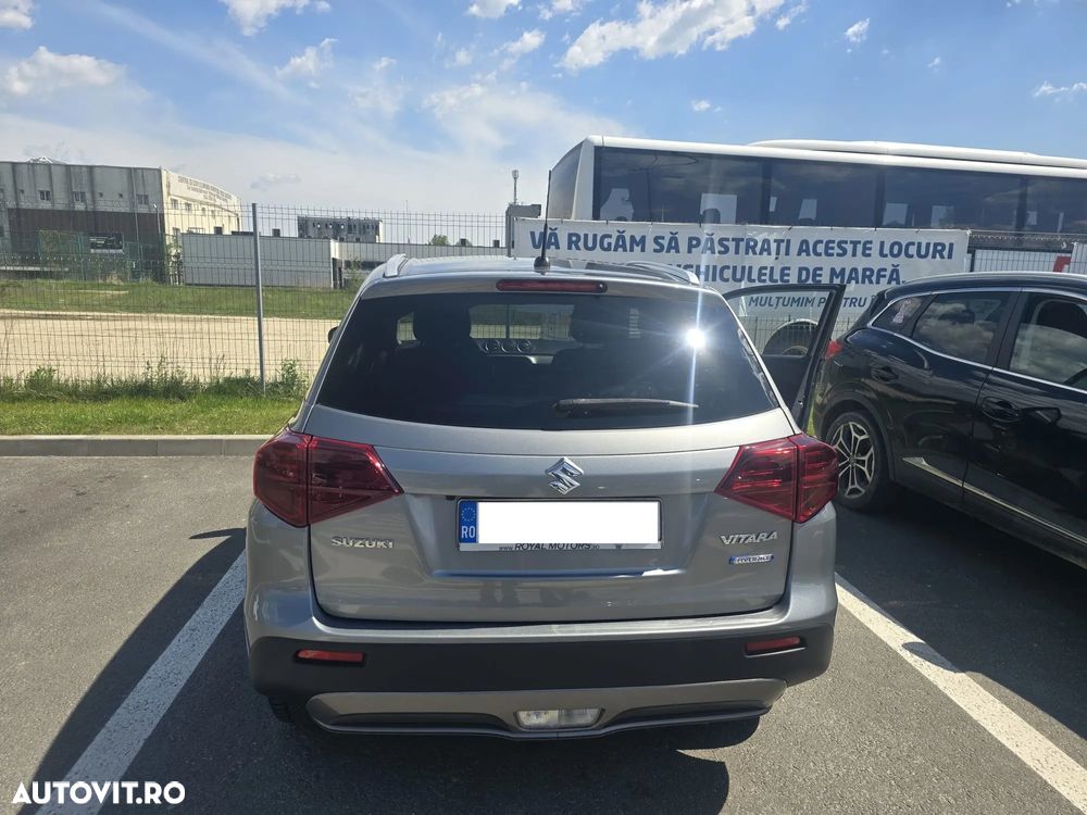 Suzuki Vitara 1.4 Boosterjet MHEV Passion - 3