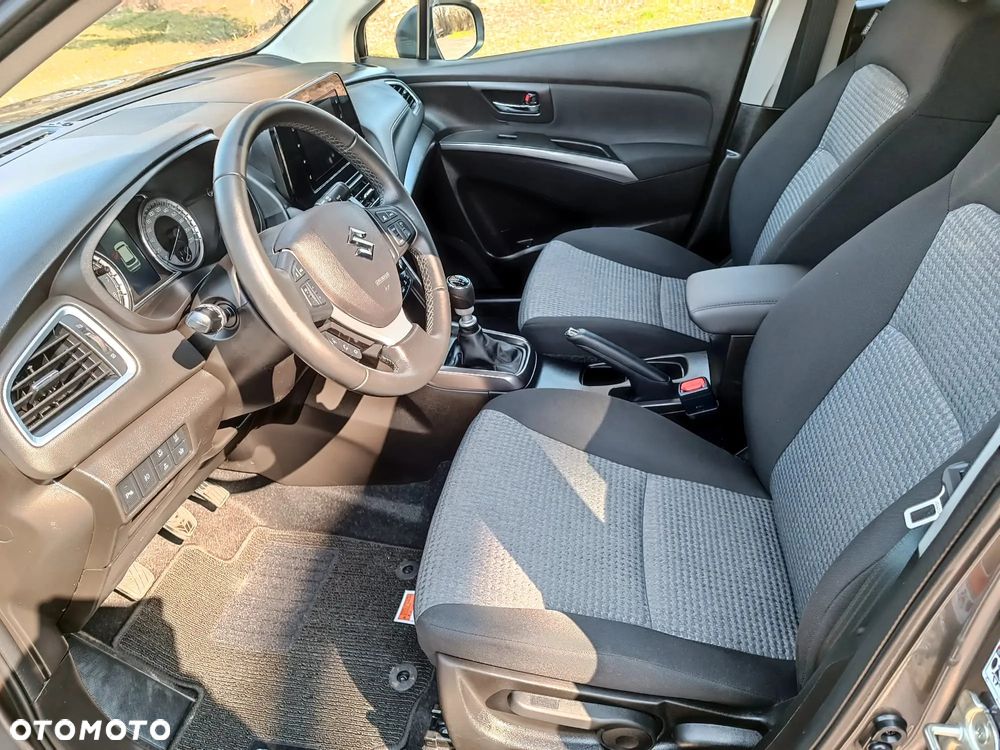 Suzuki SX4 S-Cross 1.4 SHVS Premium - 13