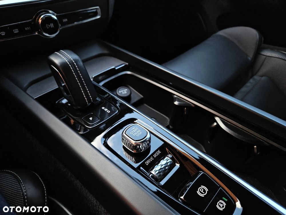 Volvo S60 B4 B R-Design - 15