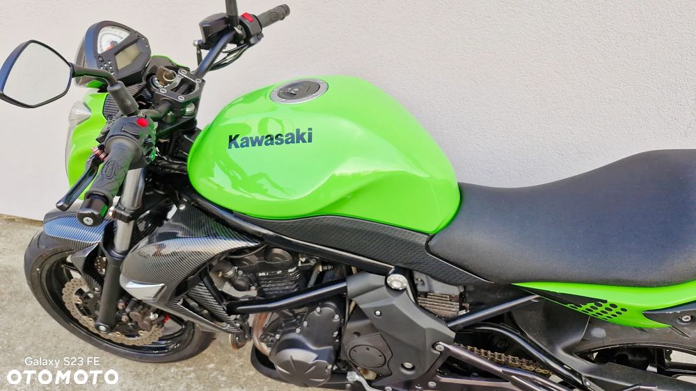 Kawasaki ER - 25