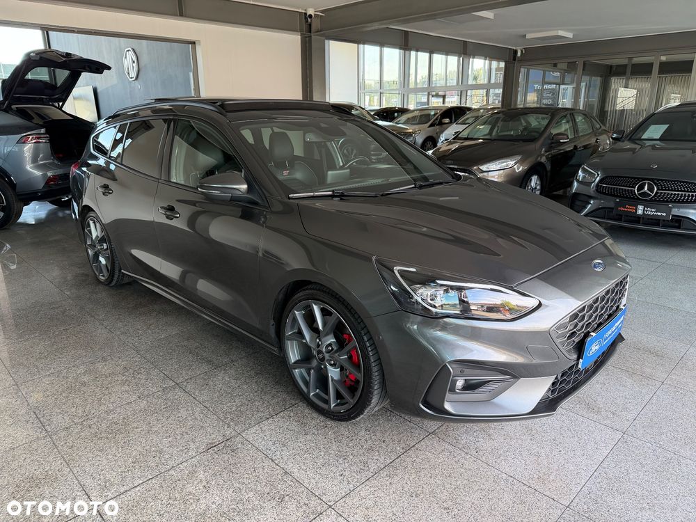 Ford Focus 2020 photo 2